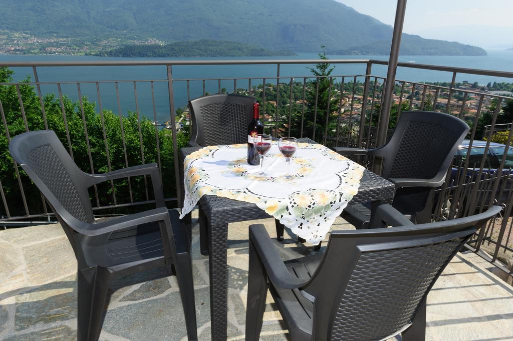 Residence Le Azalee & Spa Vercana Pokoj fotografie