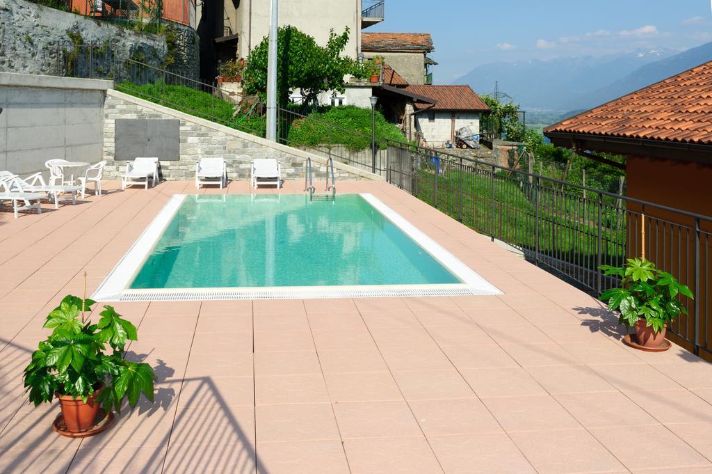Residence Le Azalee & Spa Vercana Exteriér fotografie