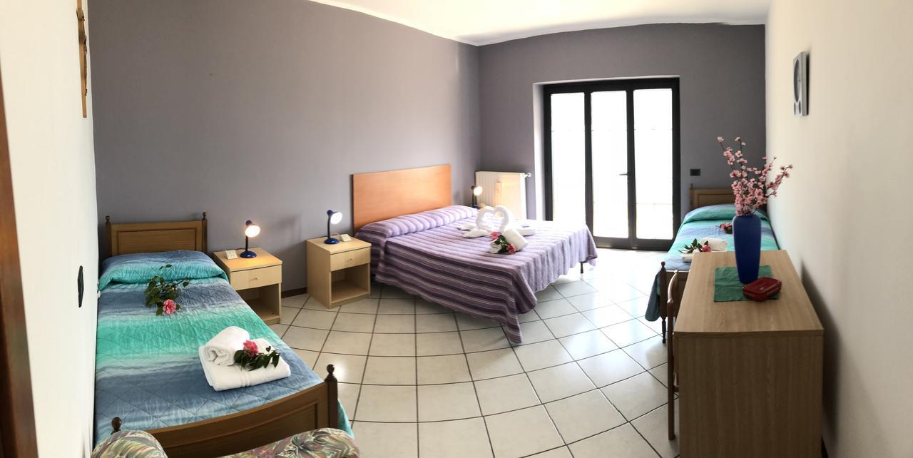 Residence Le Azalee & Spa Vercana Exteriér fotografie